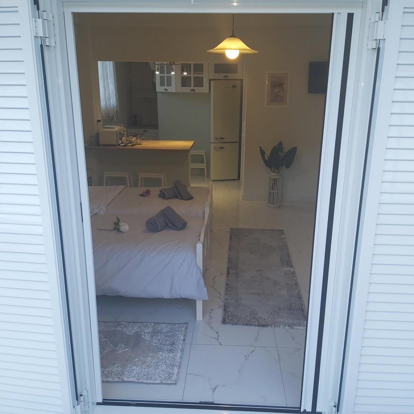 Eytyhias Yard Apartments In Poros Poros Town Dış mekan fotoğraf