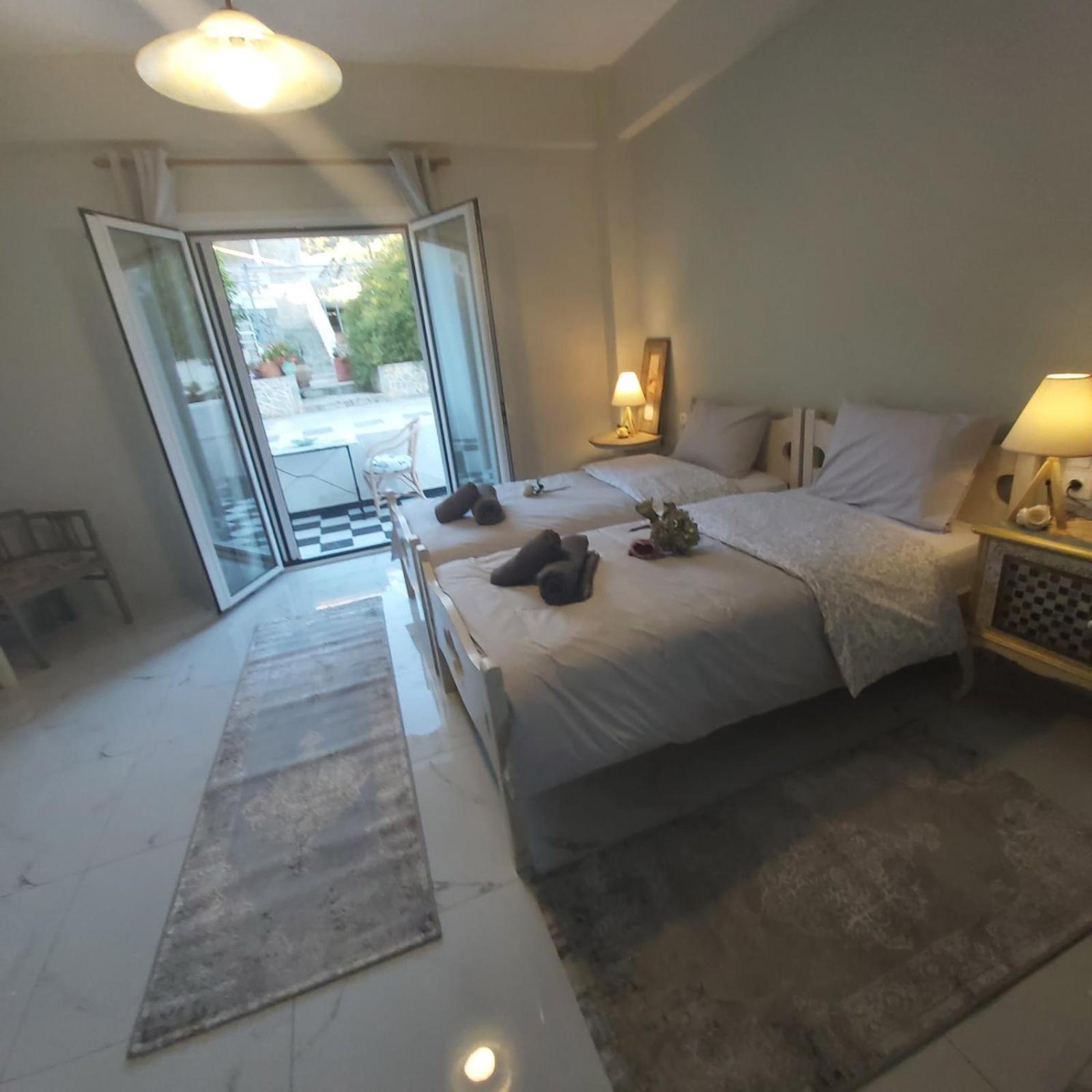 Eytyhias Yard Apartments In Poros Poros Town Dış mekan fotoğraf
